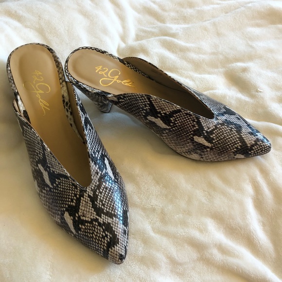 New without Box 42 Gold Snake Slipped On Heel Mule - Picture 6 of 9